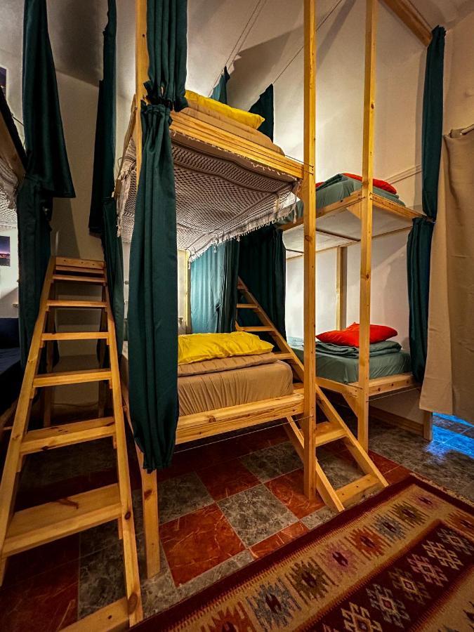 Хостел Mango Haus Акаба Екстер'єр фото