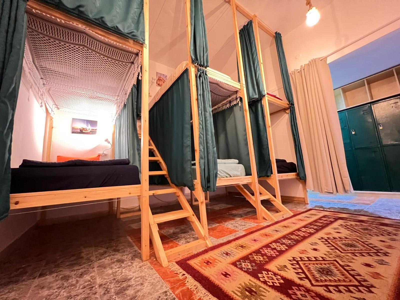 Хостел Mango Haus Акаба Екстер'єр фото